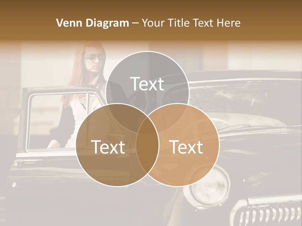 Transportation Pretty Tourist PowerPoint Template