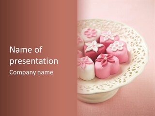 Tablecloth Flower Still PowerPoint Template