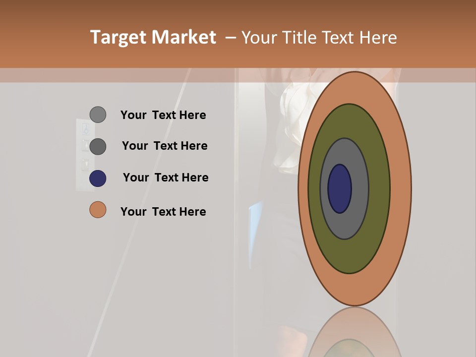 Building Businesswoman Cute PowerPoint Template