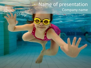 Dive Cheerful Cute PowerPoint Template