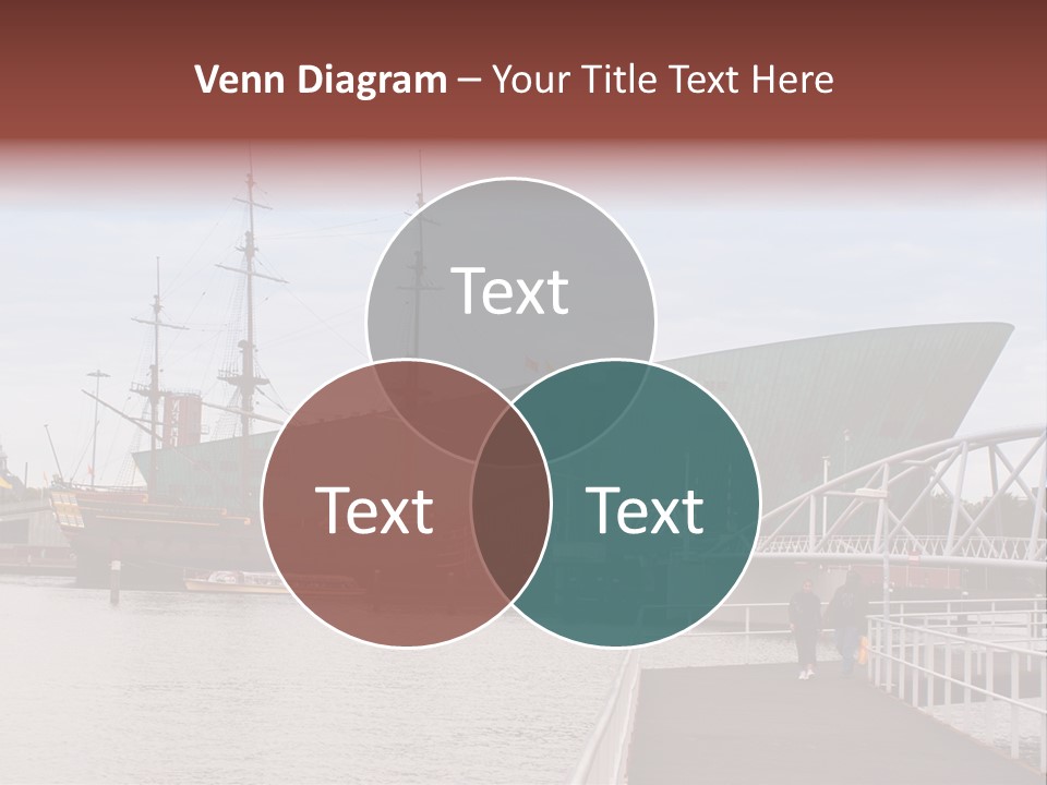 Nemo Green Tourist PowerPoint Template