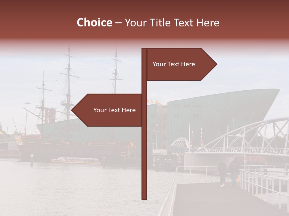 Nemo Green Tourist PowerPoint Template