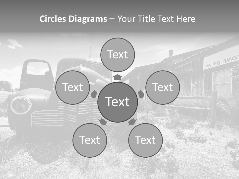 Route Automobile Red PowerPoint Template