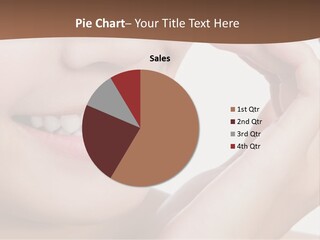 Chinese Attractive Makeup PowerPoint Template