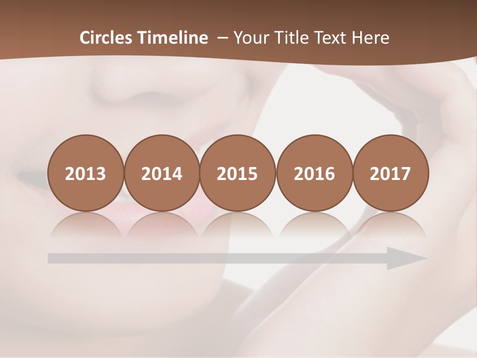 Chinese Attractive Makeup PowerPoint Template