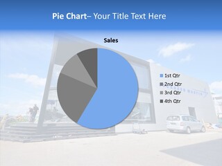 Center Event Trade PowerPoint Template