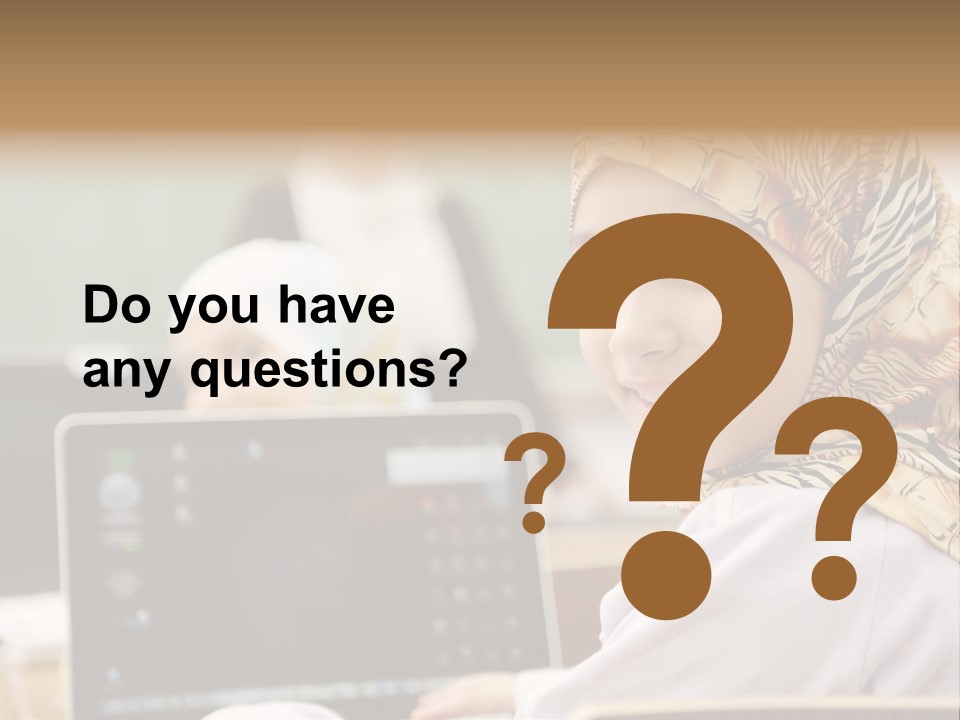 Bright Scarf Beginner PowerPoint Template