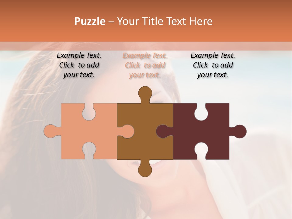 Copyspace Elegant Ocean PowerPoint Template