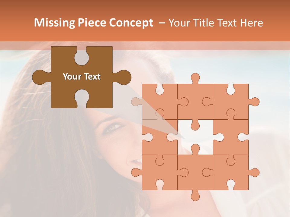 Copyspace Elegant Ocean PowerPoint Template