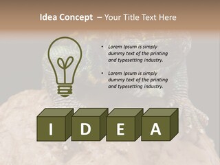 Lizard Threatened Green PowerPoint Template