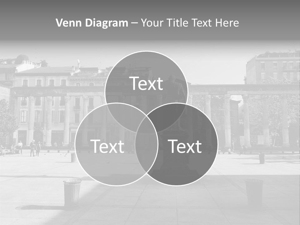 Europe Monument Italia PowerPoint Template