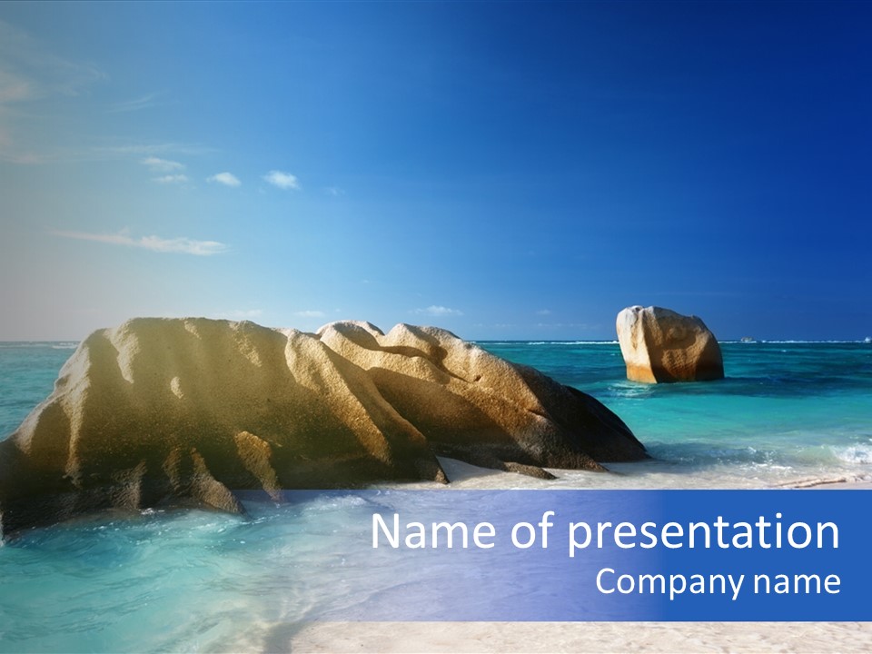 Ocean Ladigue Anse PowerPoint Template