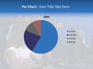 Teaching Desk Casual PowerPoint Template