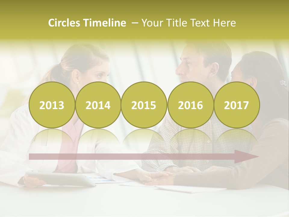 Working Modern Women PowerPoint Template