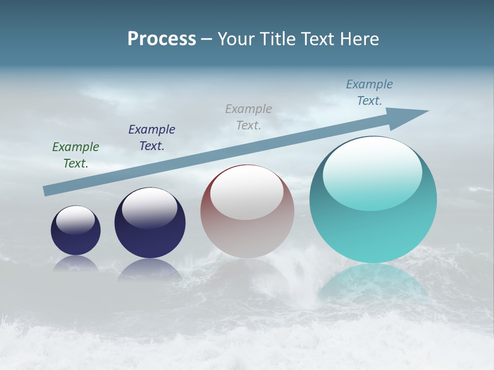 Copyspace Water Ocean PowerPoint Template