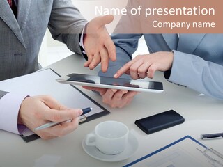 Leadership Gadget Business PowerPoint Template