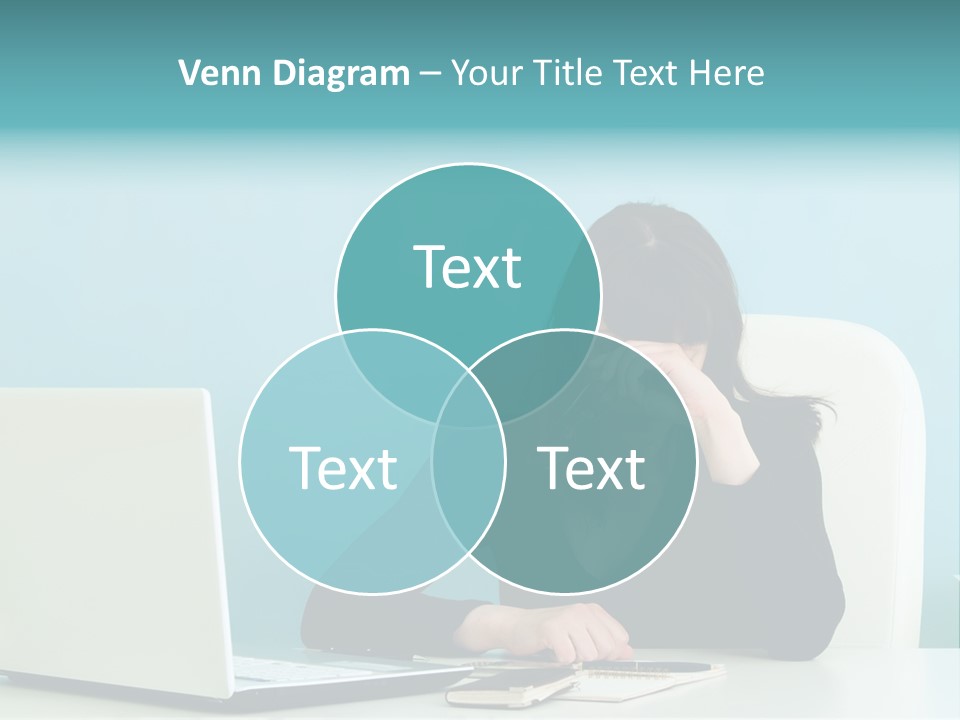 Computer Beautiful Office PowerPoint Template
