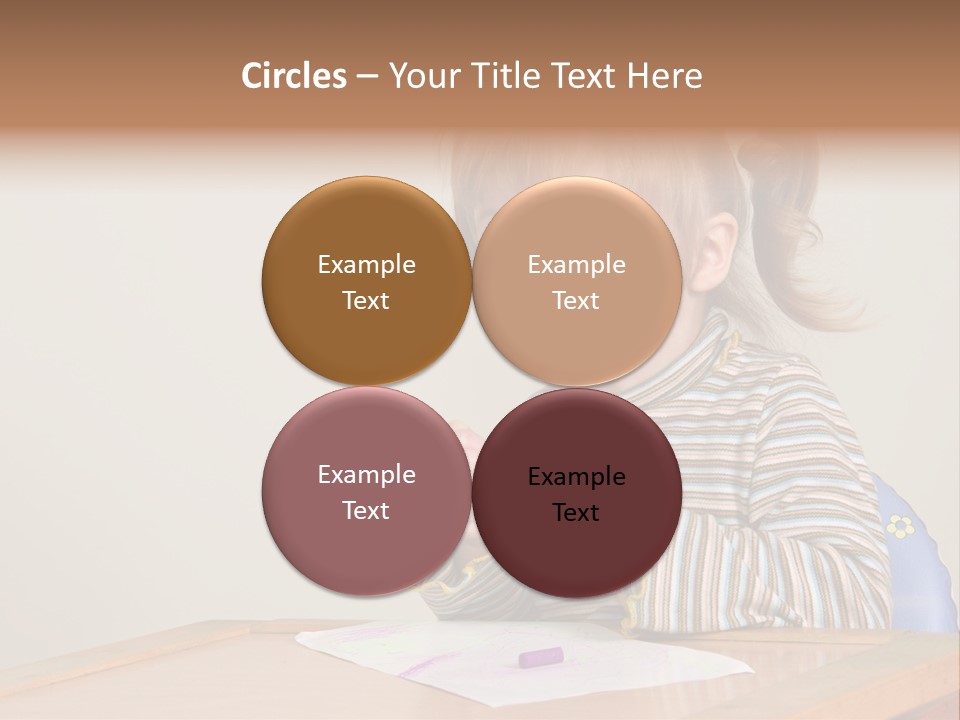 Moppet Girl Bint PowerPoint Template