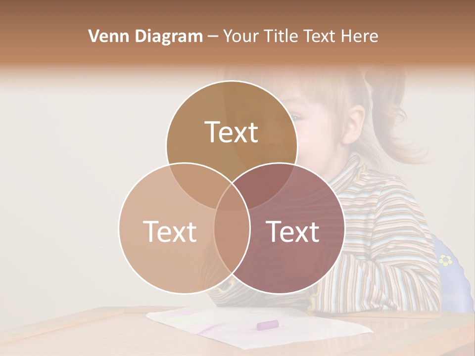 Moppet Girl Bint PowerPoint Template