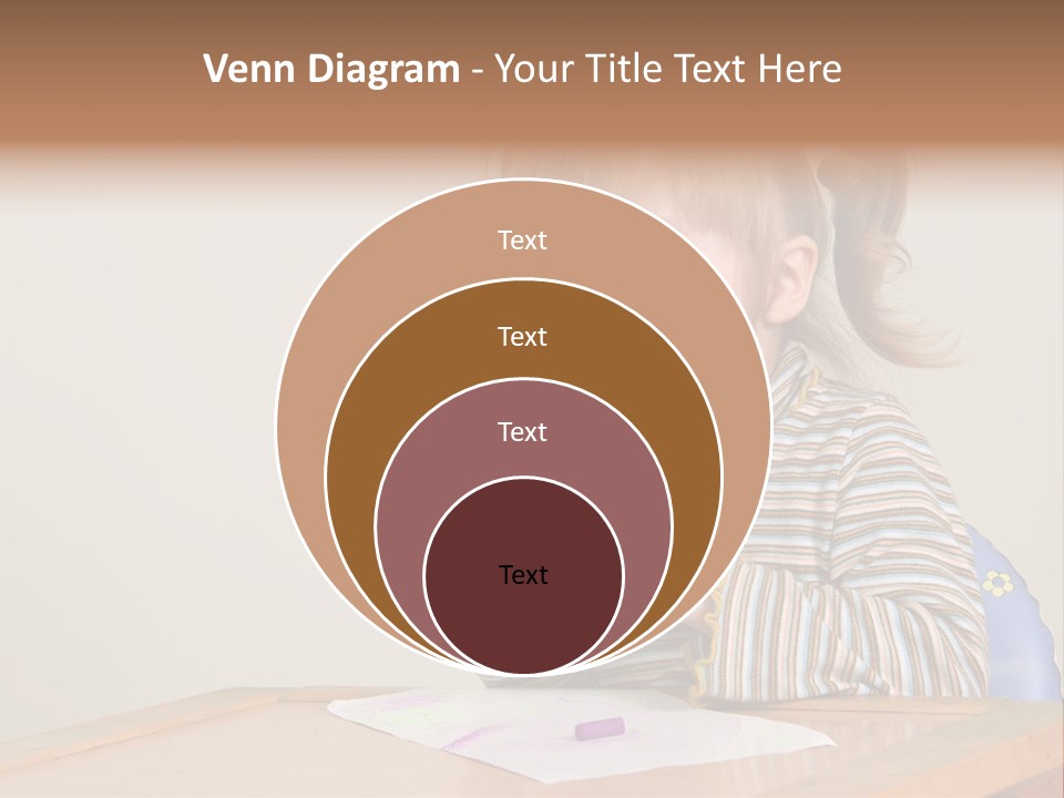 Moppet Girl Bint PowerPoint Template