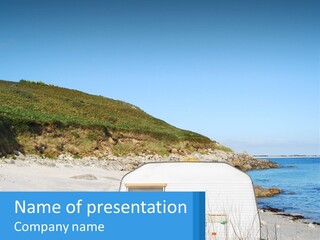 Sea Home Vacation PowerPoint Template