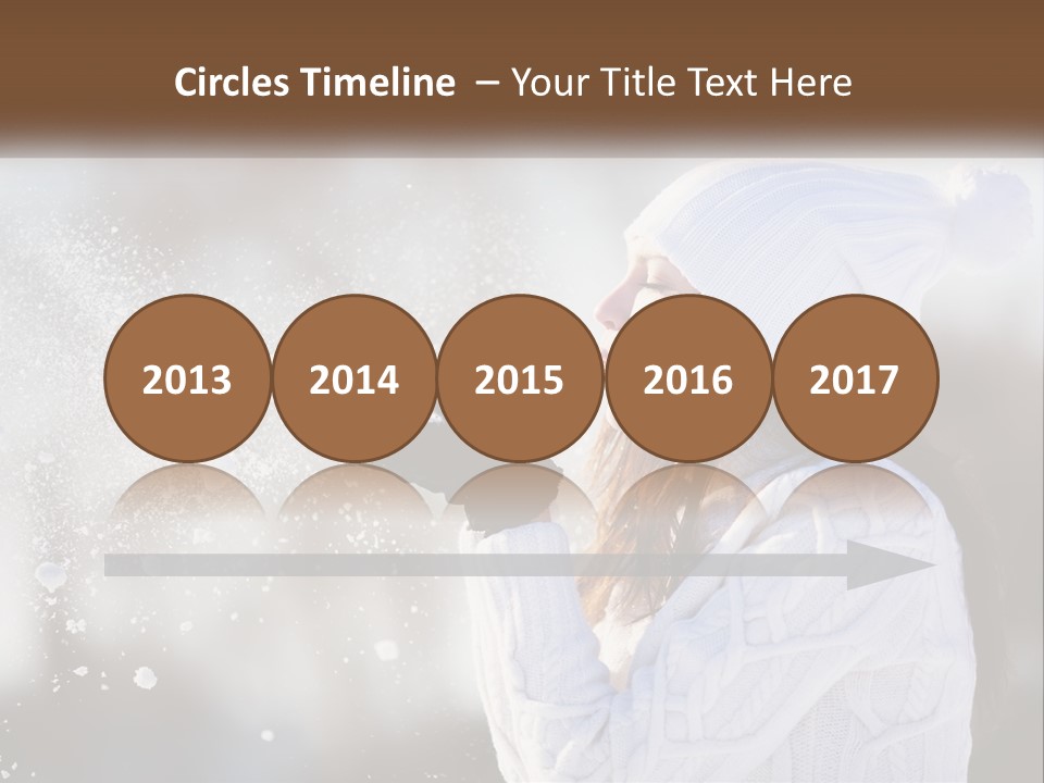 Older Peaceful Ocean PowerPoint Template