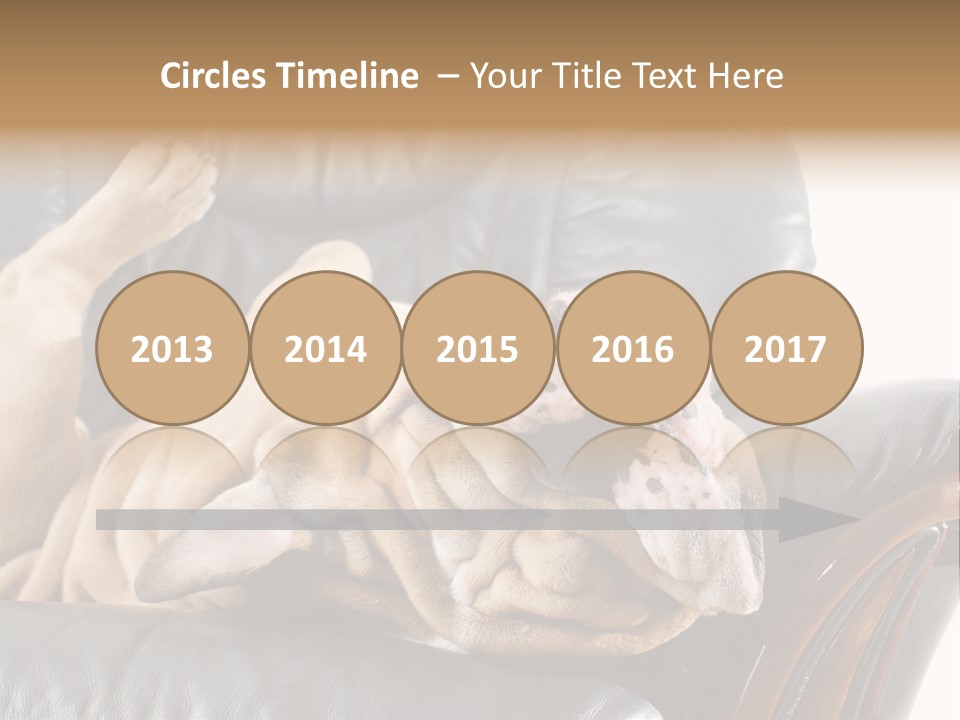 Ocean Pensioner Beach PowerPoint Template