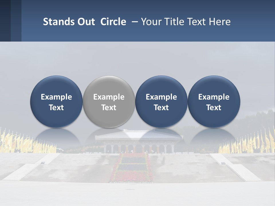 Estate Dream Grass PowerPoint Template