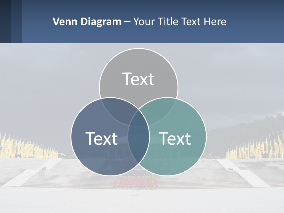 Estate Dream Grass PowerPoint Template