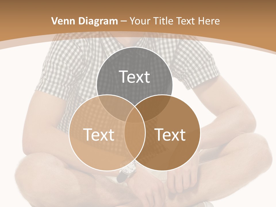 Agent Estate Made PowerPoint Template