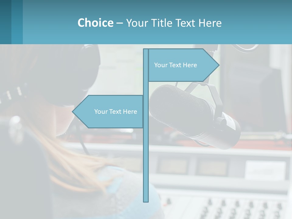 Blue Sky Green New PowerPoint Template