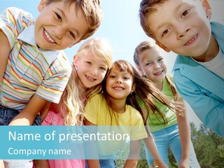 Lawn Home Selling PowerPoint Template