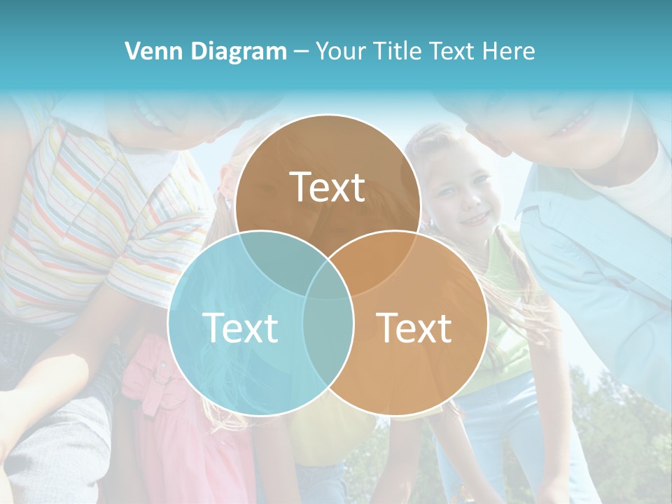 Lawn Home Selling PowerPoint Template