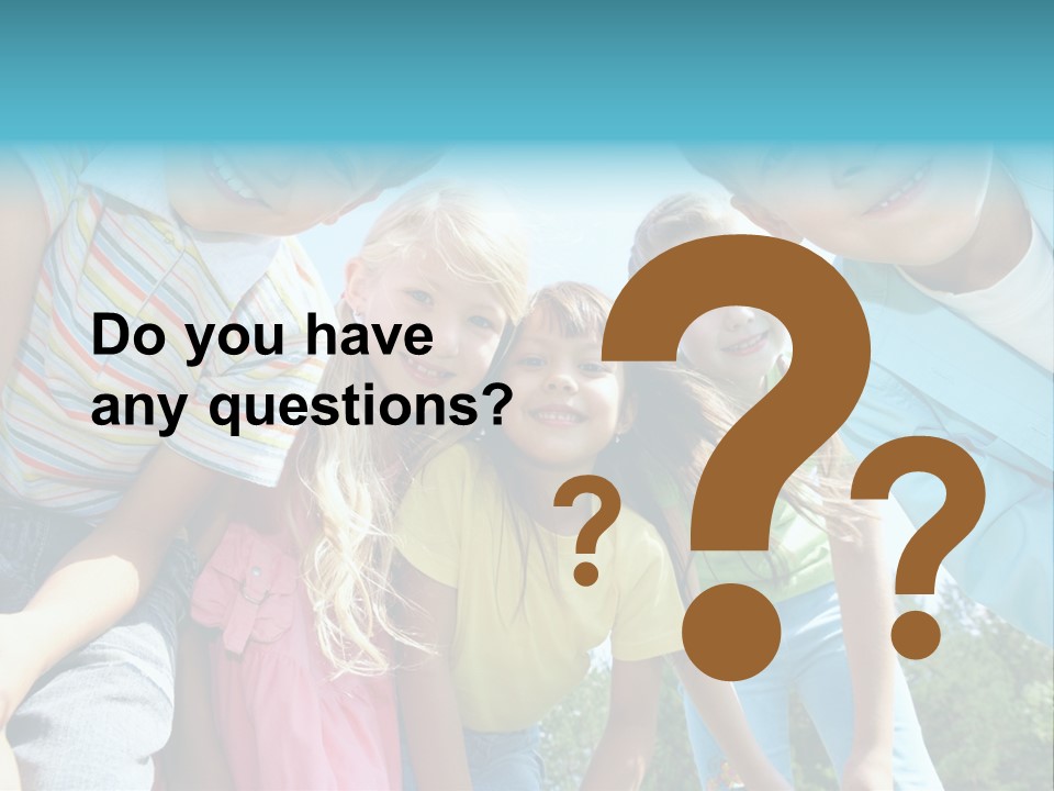 Lawn Home Selling PowerPoint Template