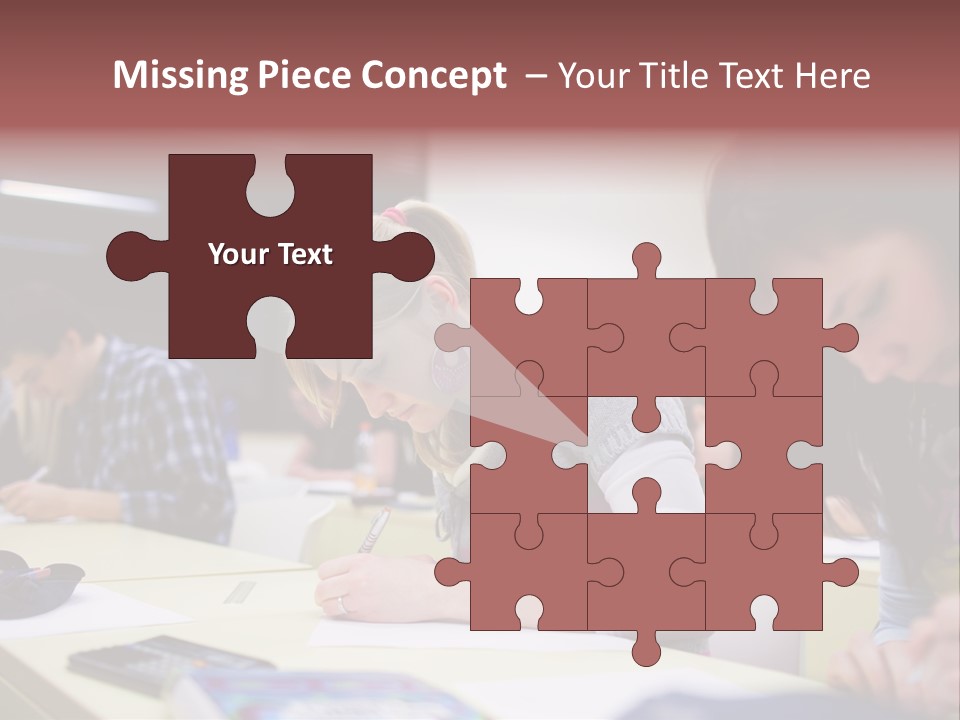 Teamwork Women Beautiful PowerPoint Template