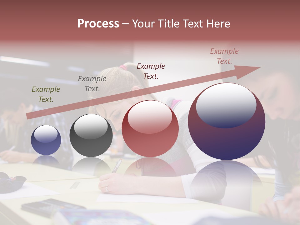 Teamwork Women Beautiful PowerPoint Template