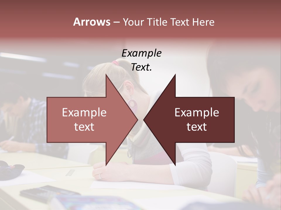 Teamwork Women Beautiful PowerPoint Template