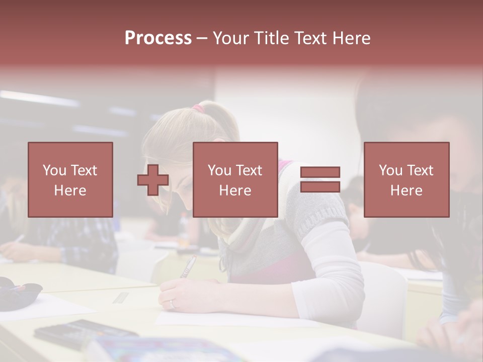 Teamwork Women Beautiful PowerPoint Template