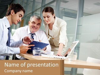 Discussion People Collaboration PowerPoint Template